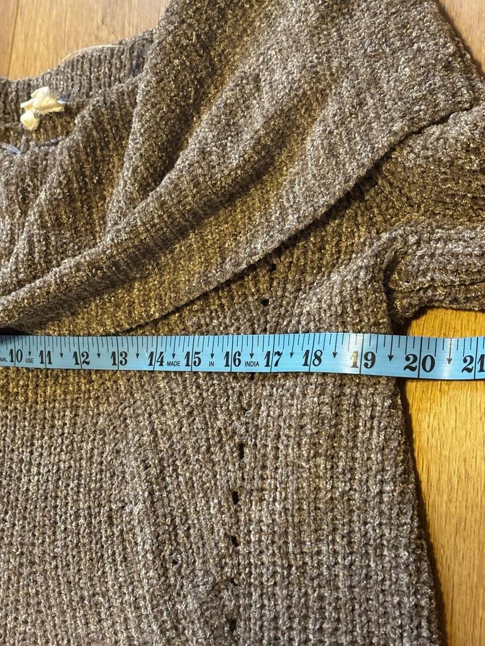 Anthropologie Moth Lucerne Off Shoulder Chenille Gray Sweater XL - Picture 6 of 7